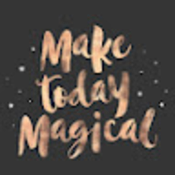 Meet your Posher, Tehya - Picture 1 of 1